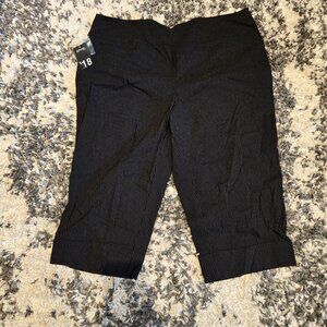 George Plus Black Pinstripe Capri Pants | Size 20W